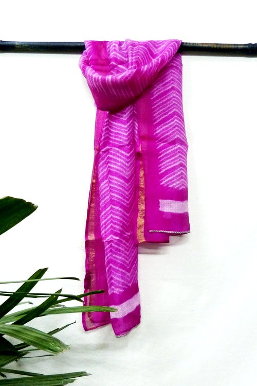 Mura Shibori Handcrafted Pink White Zig Zag Silk Kota Stole