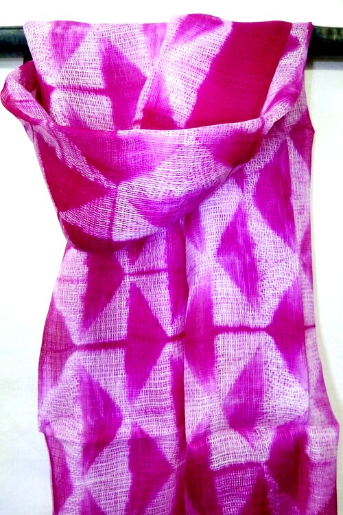 Mura Shibori Handcrafted Pink White Tirangle Silk Kota Stole