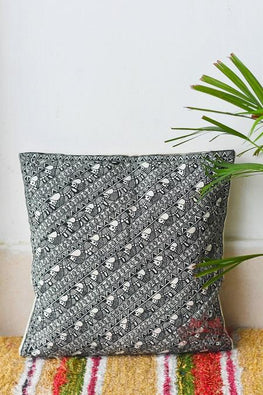 Madhubani Painting Black Fish Design Cushion-18