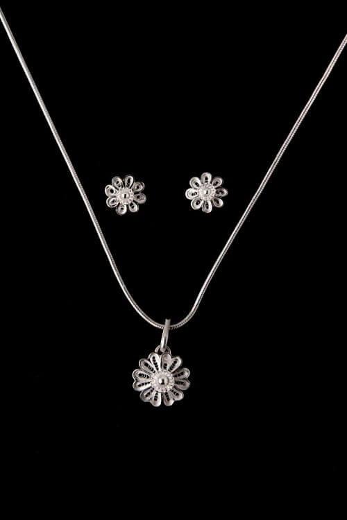 Silver Linings "Classic Floral" Silver Filigree Handmade Pendant Set