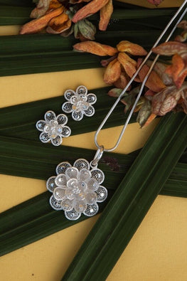 Silver Linings Floral Magic Handmade Silver Filigree Pendant Set Online