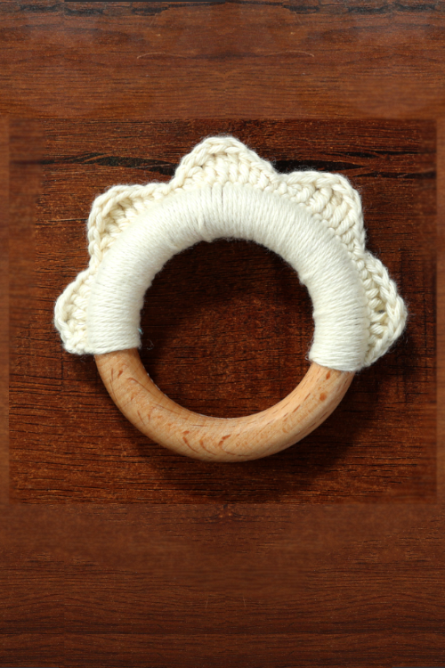 Plumtales "Croceht Ruffle " Handmade Wooden Teether Ring Ivory