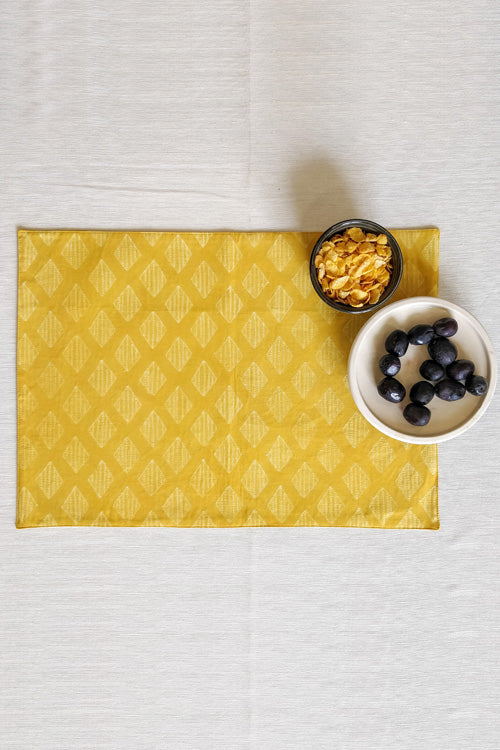 Leera Amber yellow Diamond Shibori Placemat  (Set of 2)