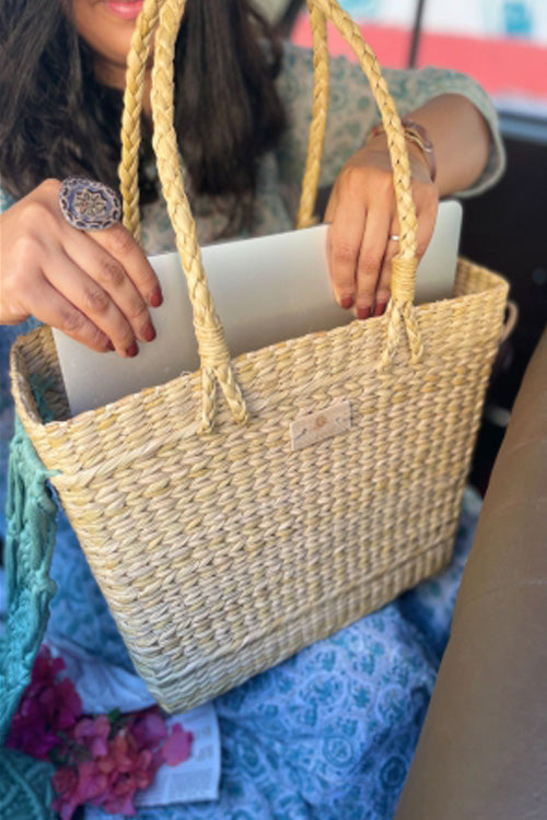Pine Cone Handcrafted Box Bag With Macrame Closure