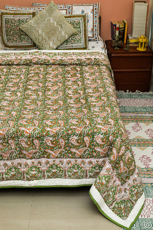 SootiSyahi 'Blissful Paisley' Handblock Printed Double bed Quilt