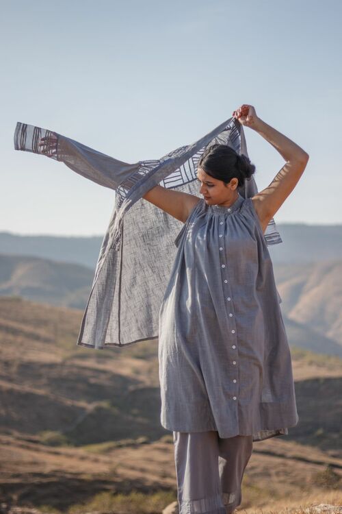 Sadhna Grey 3Q slv Lapelled overlay