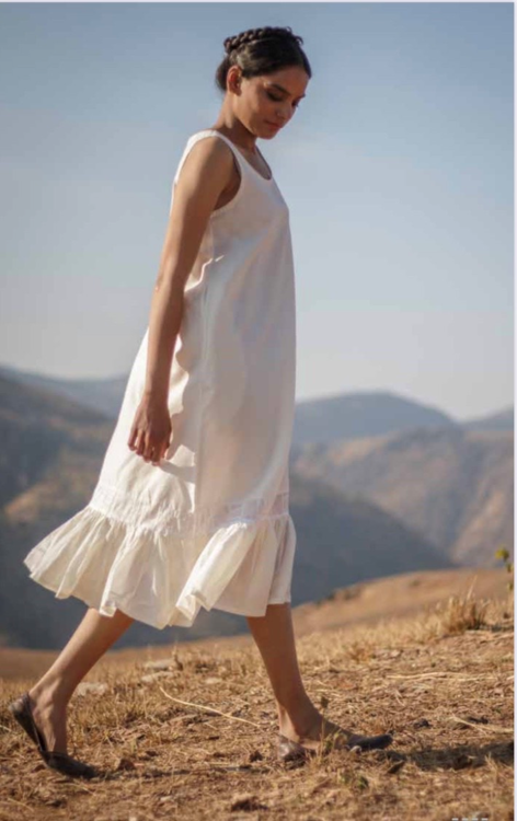 Sadhna Kora S/L Frill Kurta