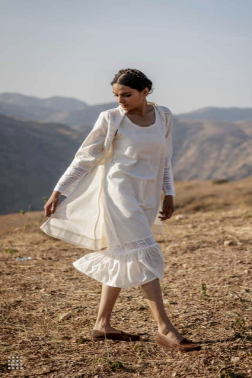 Sadhna Kora S/L Frill Kurta