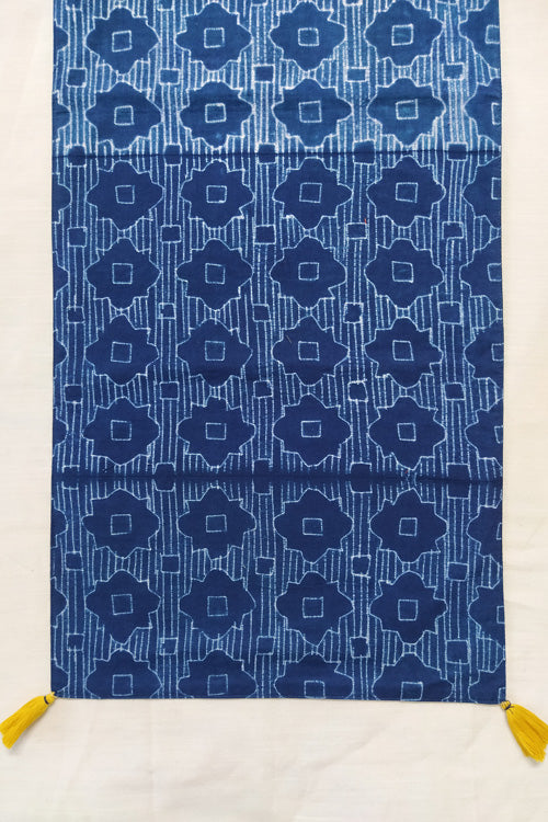 Leera Blue Jharokha Shibori Runner (6seater)