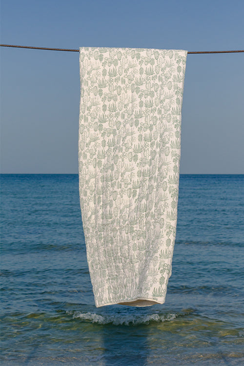 Okhai 'Desert Rose' Hand Block Printed Pure Cotton Quilt