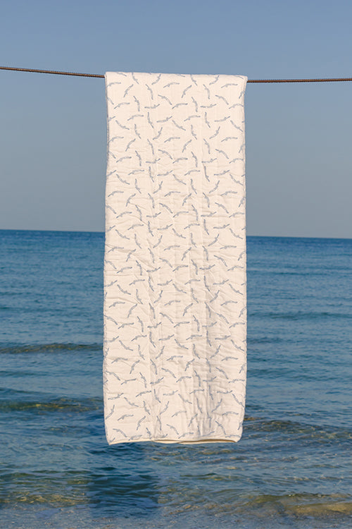 Okhai 'Cool Dive' Hand Block Printed Pure Cotton Quilt