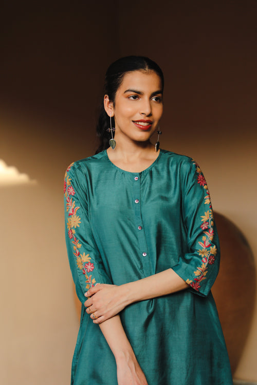 Rangsutra Juhi Teal Green Kurta With Crewel Embroidered Sleeves