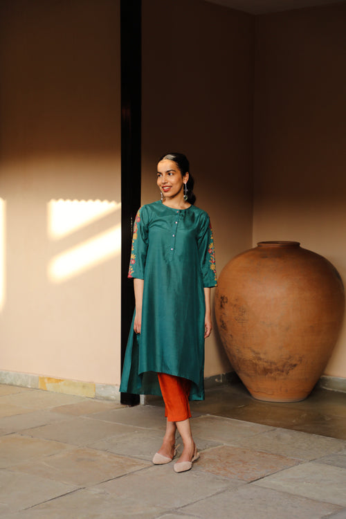 Rangsutra Juhi Teal Green Kurta With Crewel Embroidered Sleeves