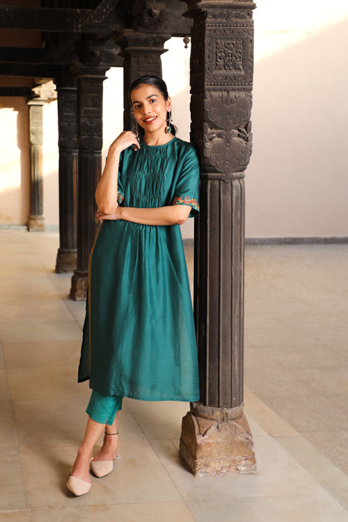 Rangsutra Juhi Teal Kurta With Crewel Embroidery