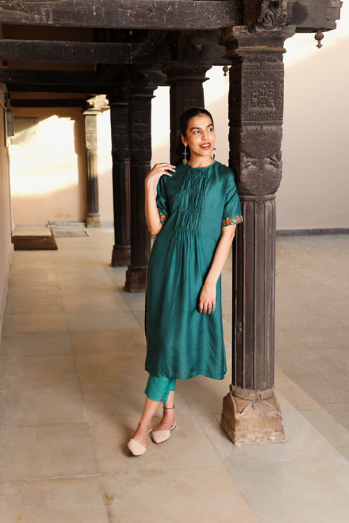 Rangsutra Juhi Teal Kurta With Crewel Embroidery