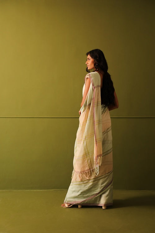 Rangsutra Yuni Pista Green Handwoven Saree