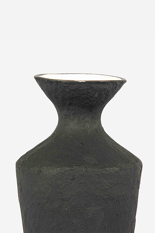 Ikai Asai - Romain Noir Vase
