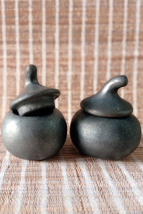 Terracotta by Sachii "Longpi Black Pottery Sauce Pot"
