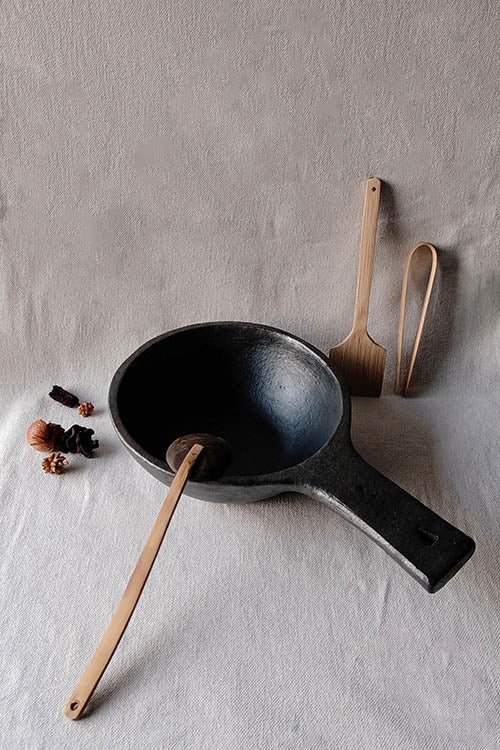 Terracotta by Sachii Longpi Black Pottery Deep Frying Pan