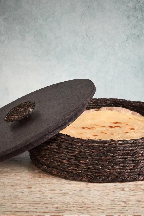 Kadam Haat Handmade Sabai Grass Roti Box (Black)