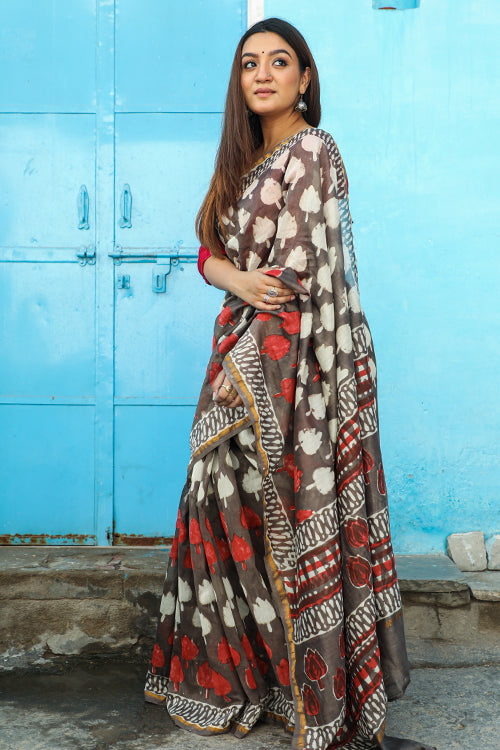Sooti Syahi Ek Cup Chai : Kashish Dabu Handblock Printed Chanderi Silk Saree