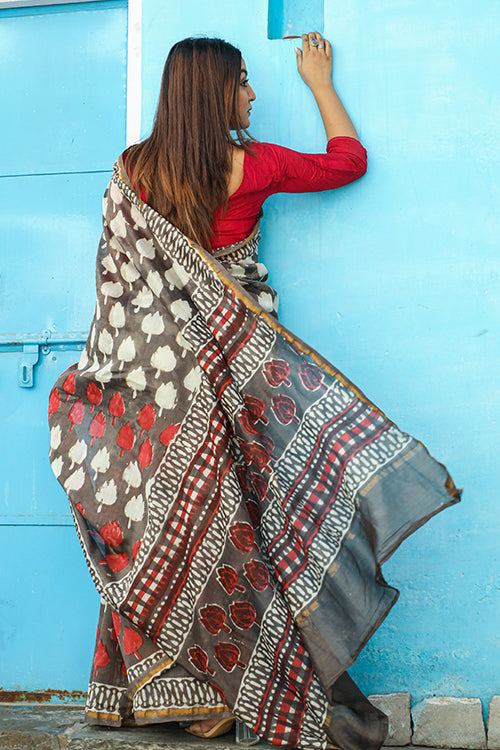 Sooti Syahi Ek Cup Chai : Kashish Dabu Handblock Printed Chanderi Silk Saree