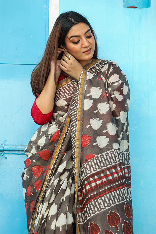  Ek Cup Chai Dabu Handblock Printed Chanderi Silk Saree Online
