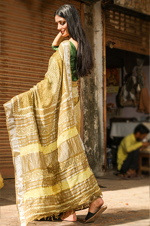 Sooti Syahi Wood Carvings: Kashish Dabu Handblock Print Cotton Slub Saree