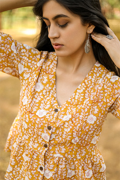 Sootisyahi 'Delighting Daffodils' Azofree Handblock Printed Pure Cotton Crop Top
