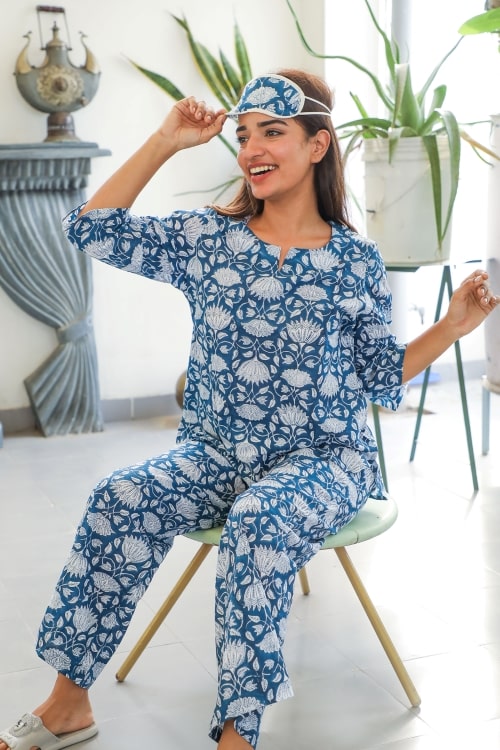 Sootisyahi 'Floral Blue' Handblock Printed Cotton Nightsuit