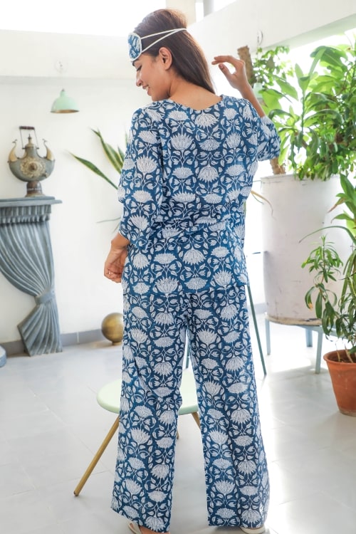 Sootisyahi 'Floral Blue' Handblock Printed Cotton Nightsuit