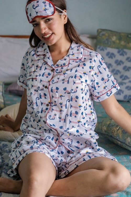 Sootisyahi 'Impish Puppy' Handblock Printed Cotton Nightsuit