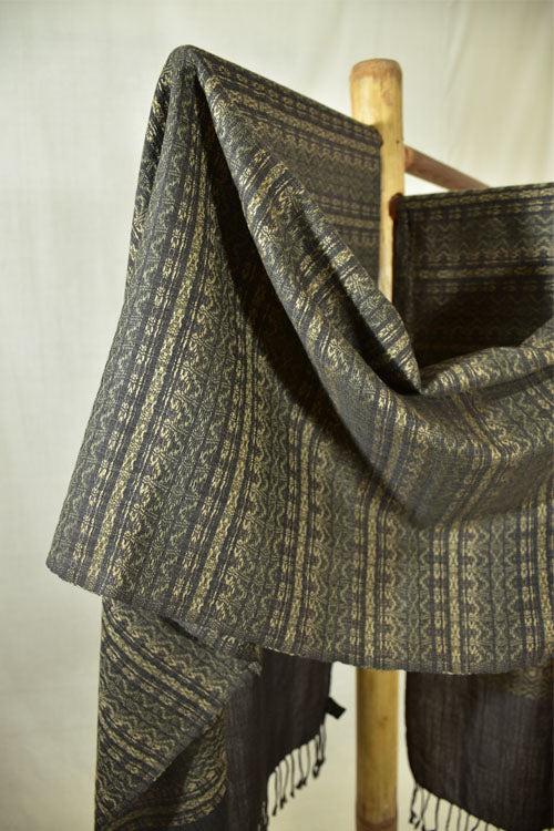 Pure Wool Almora Pattern Stole | Black