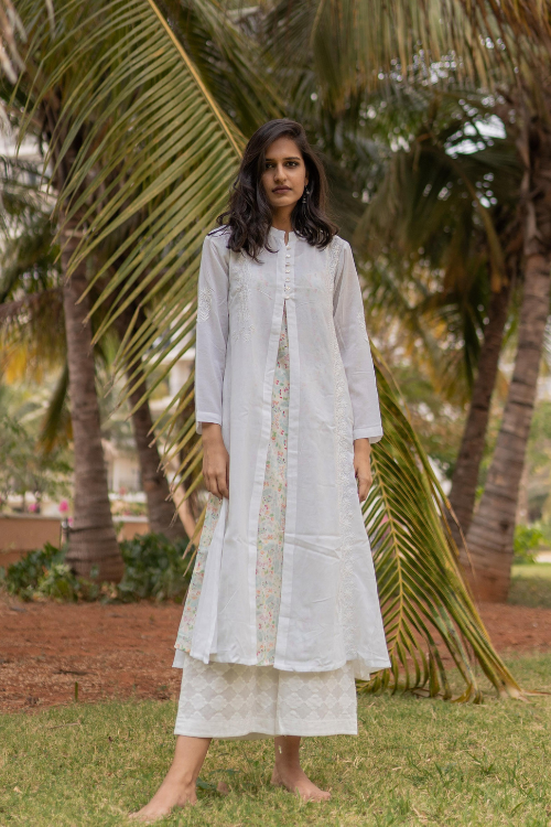 Sufia Hand Embroidered Chikankari Cotton Inner + Jacket | Relove