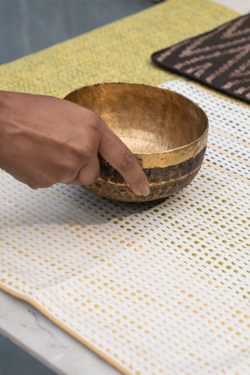 Dotted Table Mats-Foliage