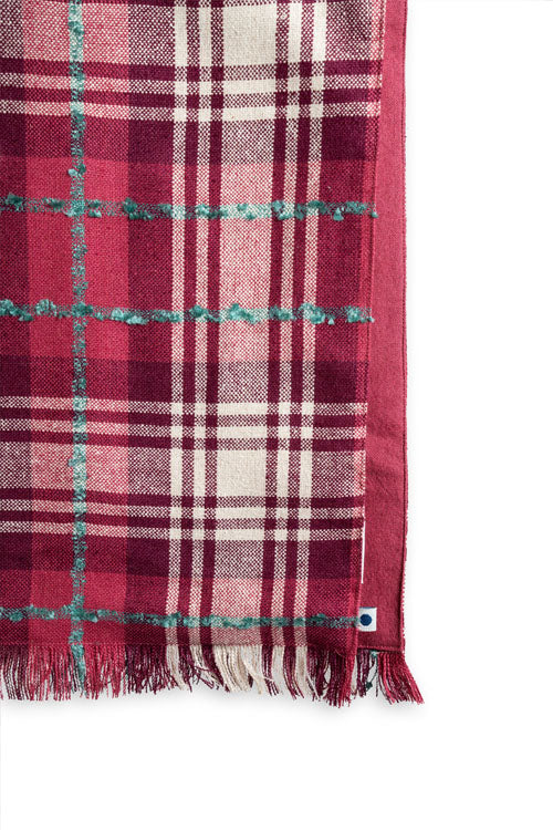 Onset Homes The Scottish Runner-Magenta