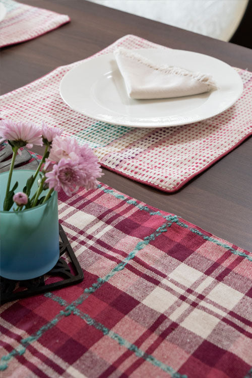 Onset Homes The Scottish Runner-Magenta