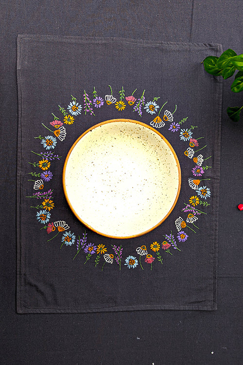 Okhai 'Petal' Hand Embroidered Cotton Table Mats (Set of 6)