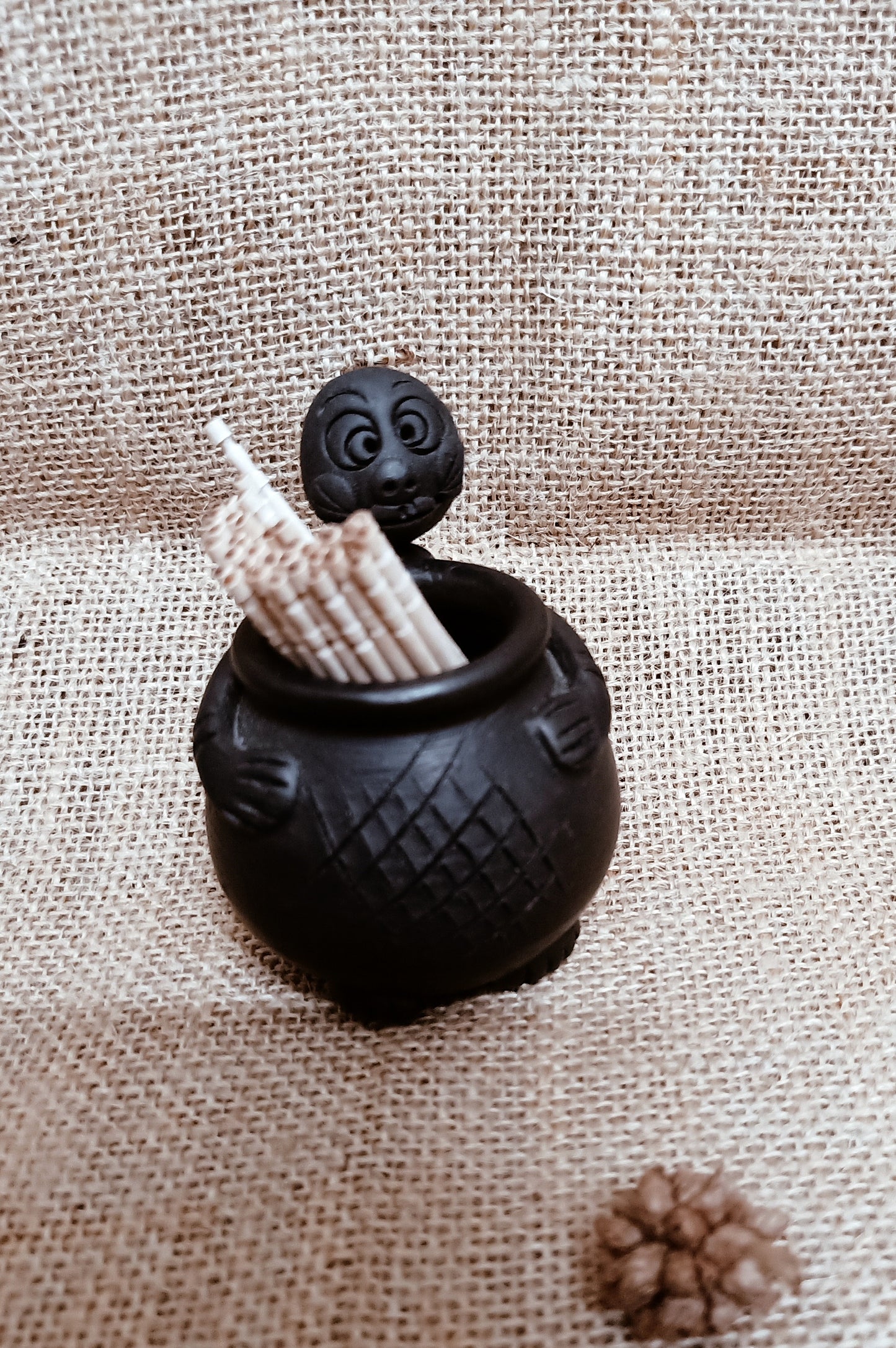 Nizamabad Collection Birdie Toothpick Holder