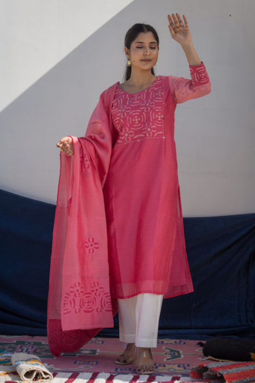 Urmul'Rama' Festive' Chanderi Kurti.(2Pc Kurta And Dupatta Set)