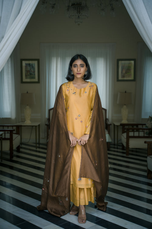 Urmul Susan Embroidered Chanderi Kurta Pant Dupatta Set Online