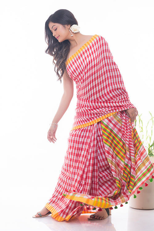 Soft Bengal Handwoven Gamcha Checked Saree - Red & White