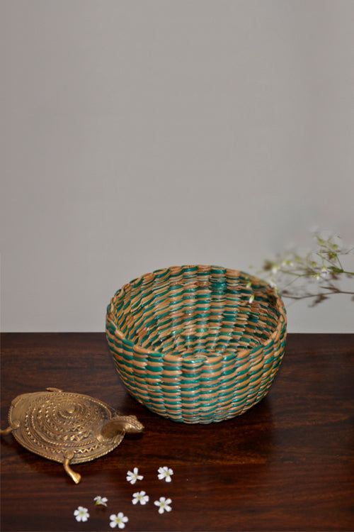 Dharini Water Hyacinth Round Basket (Green-Natural)
