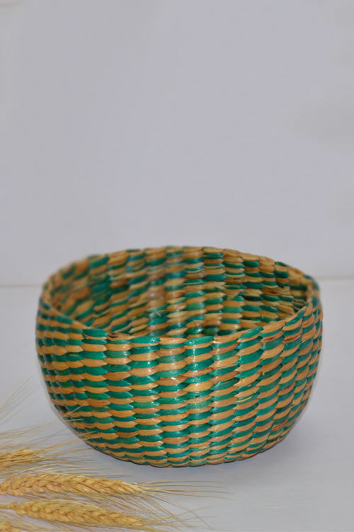Dharini Water Hyacinth Round Basket (Green-Natural)