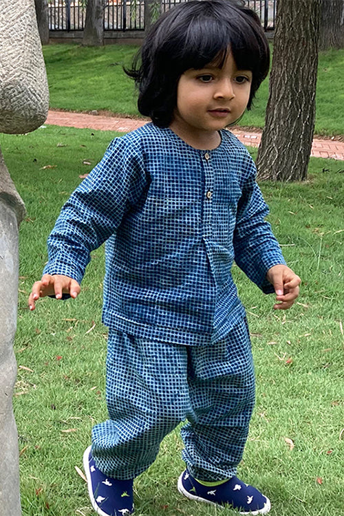 Whitewater Kids Unisex Organic Zoo Bag - Indigo Raidana and Check Kurta Top with Check Pants