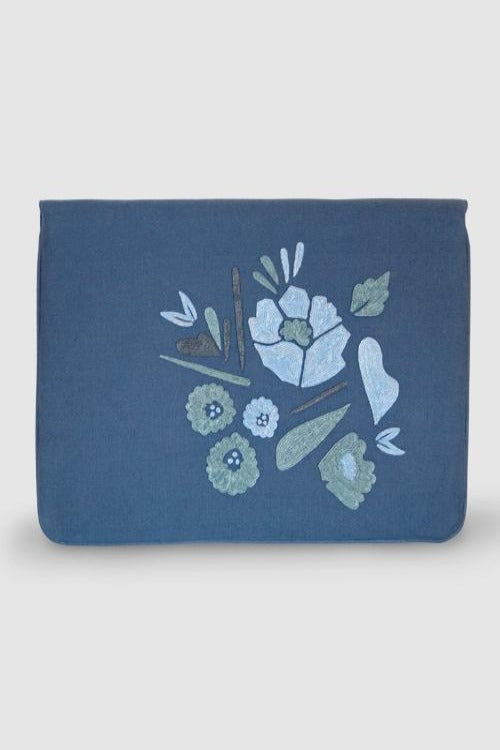 Corsage- Aari Embroidered Laptop Sleeve Light Blue
Size : 10.5" by 7.5"